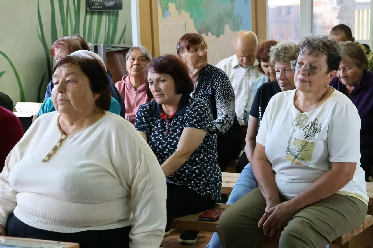 Встреча с жителями села Всеволодо-Благодатское